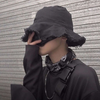 林挽挽/男生头像/帅气男生头像/挡脸男生头像