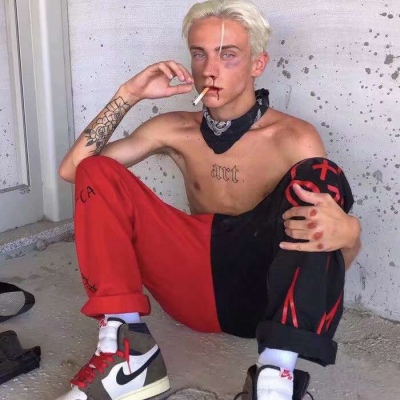 ins风/优质 拽 /陈涵/“散场总是在所难免，你又何必诚惶诚恐”