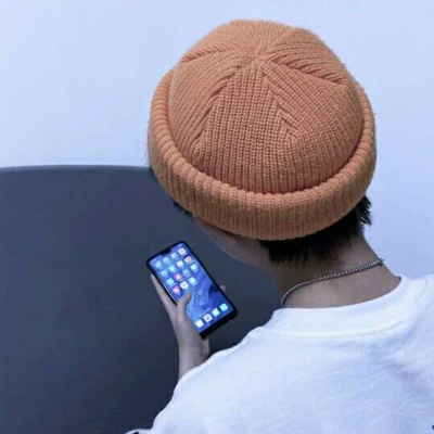 优质男头/人生建议：逃离任何消耗你快乐的东西.