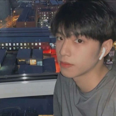 爱你的人永远知道怎么爱你 ​​​