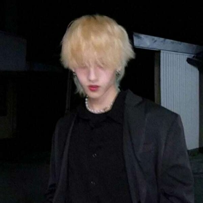 苏瓷:成熟个性男头（ 高冷 时尚 优质 成熟 ）