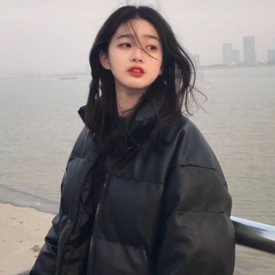 高质量女头丨不去敷衍任何人。