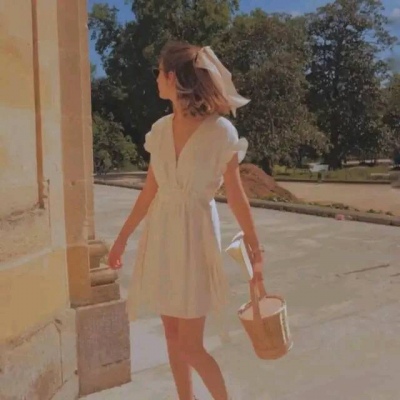 冷艳欧美女头 | 你十九岁时很美，但不是你美，是十九岁美