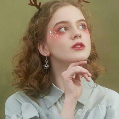 ʸᵒᵘ ᵃʳᵉ ᵃˢ ʳᵒᵐᵃⁿᵗᶦᶜ ᵃˢ ᵗʰᵉ ˢᵗᵃʳ⋅