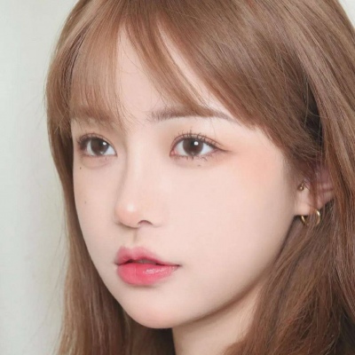 气质可以甩人十条街的女头.