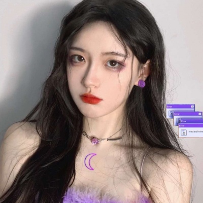 成熟气质个性原宿风时尚女头：我拉你加个群。什么群？淡黄的长裙。