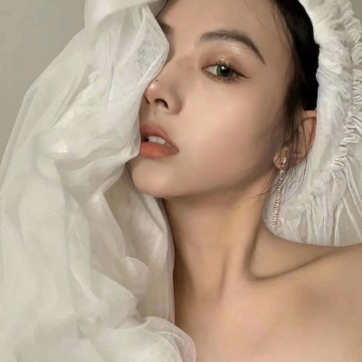 陈涵/精致/月亮