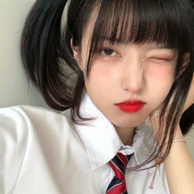 4人闺蜜女生精致可单用原宿风头像