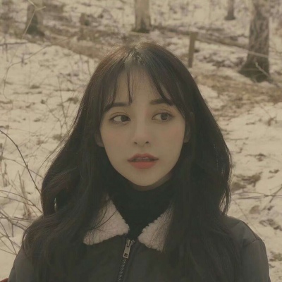 复古滤镜优质女头/ 以聊天开始的一段关系 不聊也就结束了 ​​​.