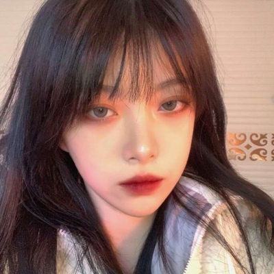 女生头像/意境/我连一秒都没有拥有过她，却感觉失去过她千万次。