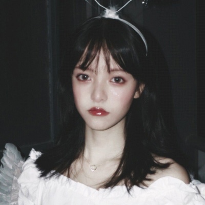 江孑 一组四张唯美气质个性闺蜜头像