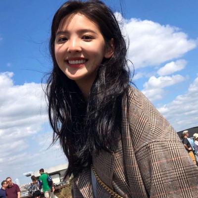 章若楠小姐姐  小清新可爱女生头像