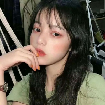 江郁 森系女生头像