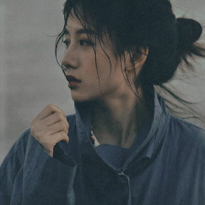 七漆 女头 心有万千思绪  却落不下一个