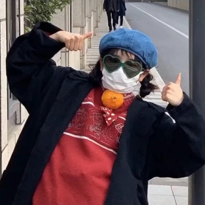 戴眼镜的沙雕女头