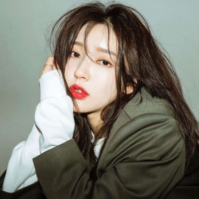 十里:女生头像/意境/生活的温柔总是会哒哒哒的跑进你怀里