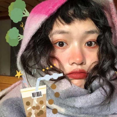 女生头像/客官.南风/|这辈子只有体育老师在跑步时对我说过不要走 好吗？