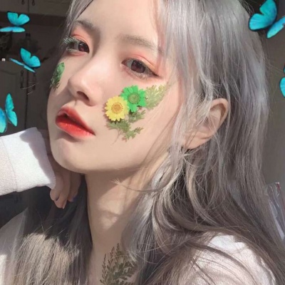 可爱/时尚/优质玩网女头，请拿图点赞加关注，侵权私信删谢谢