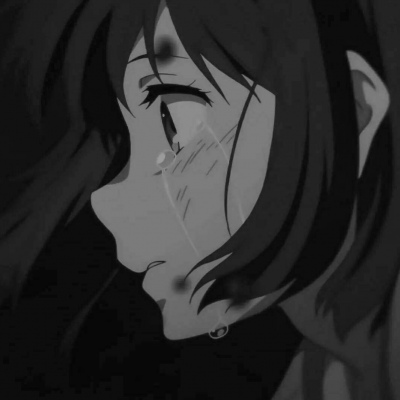 苏韵玖/黑色丧系动漫女头.他是让我嘴角上扬的人，也是让我闭口不谈的人.