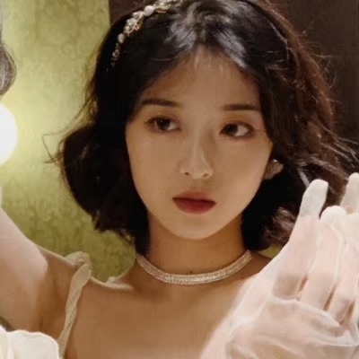 江念寻：意境港风女头  世界所有温柔皆如干净的云朵☁️和你