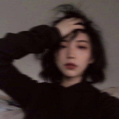 伤口就像一个倔强的孩子，不肯愈合