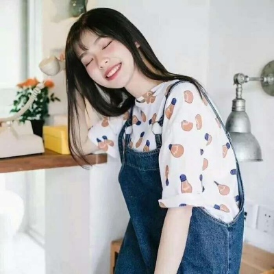 『ポ森』红尘陌上，独自行走，绿萝拂过衣襟，青云打湿诺言