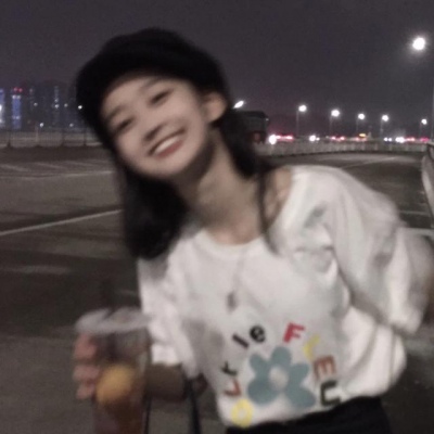 风格百变的独特女孩——岑满溪