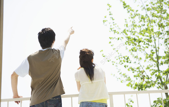 怎样与相亲女交往