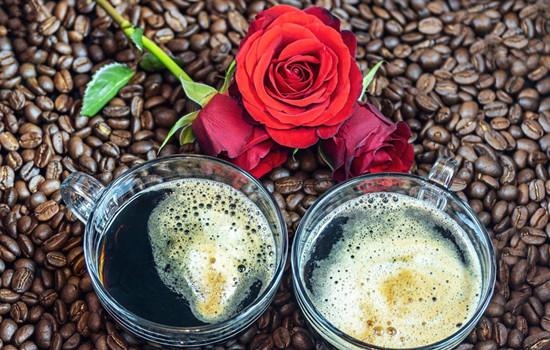 相亲男请吃饭要回请吗