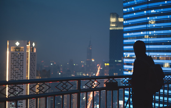 想挽回女朋友不联系好还是联系好