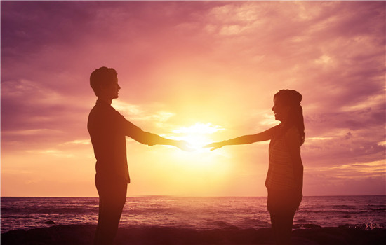 如何与前男友聊天不反感