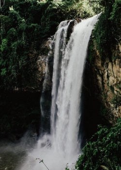 精选唯美大自然瀑布风景高清手机壁纸图片