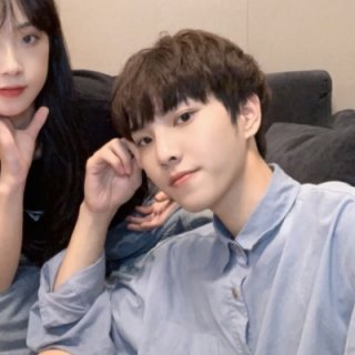 520情人节情侣头像青春甜蜜 2025校园风秀恩爱情侣头像