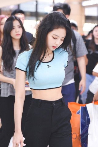 金智妮时尚穿搭图片大全，Jennie Kim机场时尚街拍造型LOOK