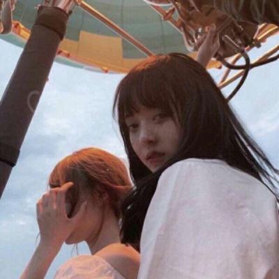 抌修瑾：女生头像 可可爱爱近我者甜