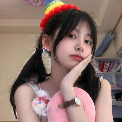 二兽: 可爱搞怪真人气质闺蜜头像/ 舒服的关系来自于懂得分寸