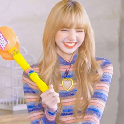 可爱女头：请问谁抢走了我的魔仙棒