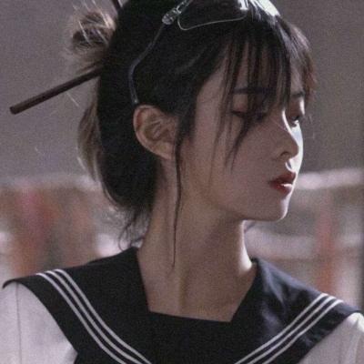 优质个性头像/你未来的他也在奋不顾身的向你奔跑啊。