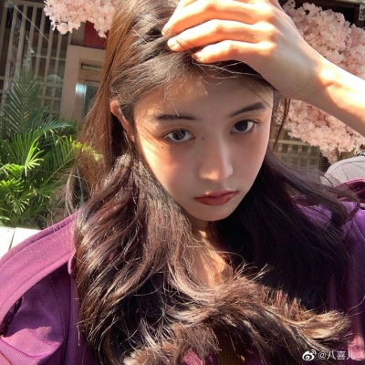 文艺背影清新女头