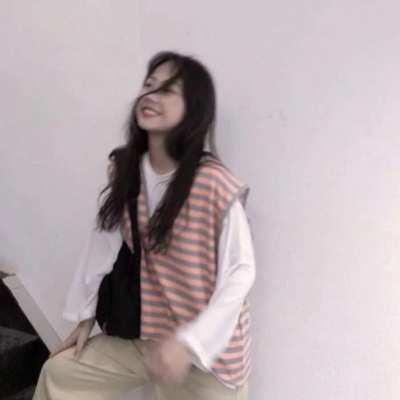 沉浸黑暗中的那一束光，不是救赎，是错误和罪.