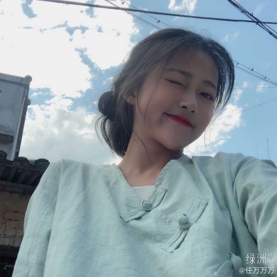 任万万万美女酱