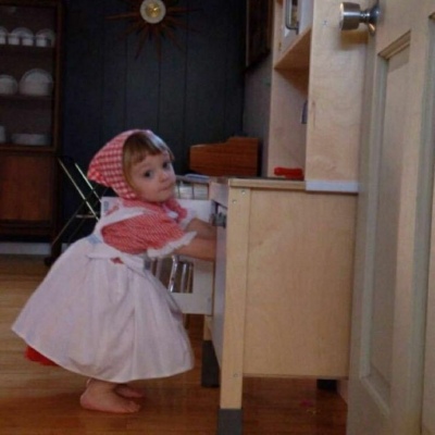 鹤卿.  萌娃女生头像。