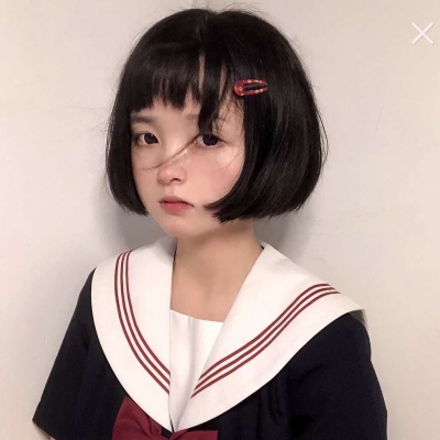 我是迪士尼在逃公主?  / 可爱短发女生头像