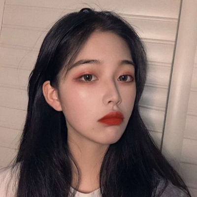 小熊藏进冬天，万物开始冬眠