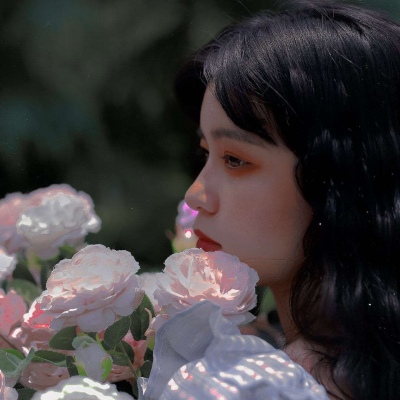 可能这就是不食人间烟火吧