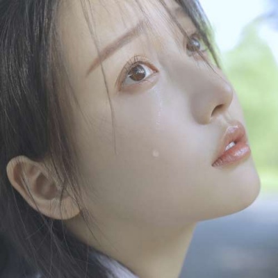 女生可爱小清新时尚头像:陪你走到最后的人才是最爱你的人