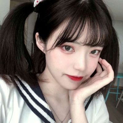 余清欢ㄧins风森系甜美多人闺蜜团头.ㄧ“你眼里再无星星.”