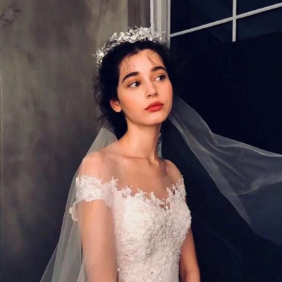 <女头>不行 我要努力学习 不想被别人说我靠美丽生存