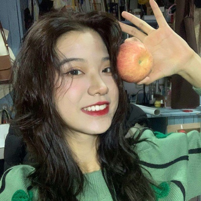 女生头像/种自己的花 爱自己的宇宙