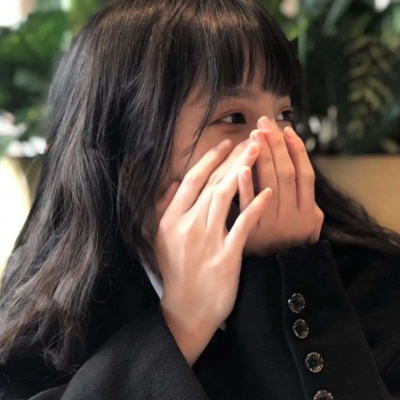 怪不得人们说青春是轰轰烈烈的 轰轰烈烈这四个字 一听就是团伙作案。